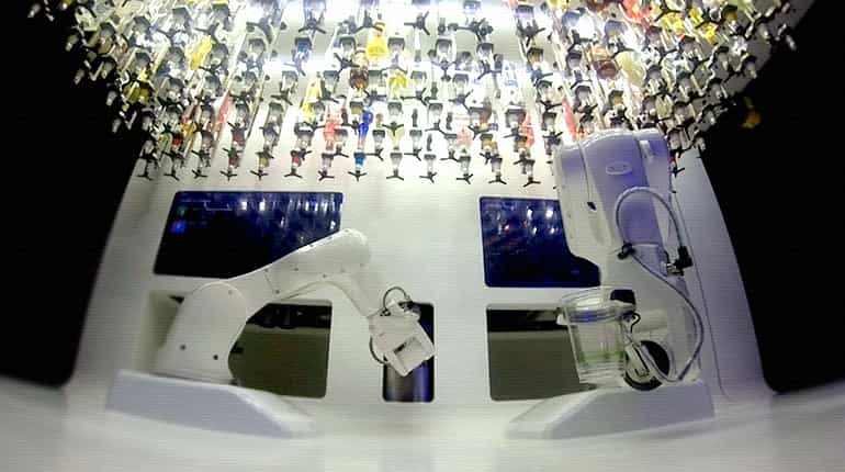 Shaken or stirred: Robotic bartender serves up cocktails for Prague clubbers
