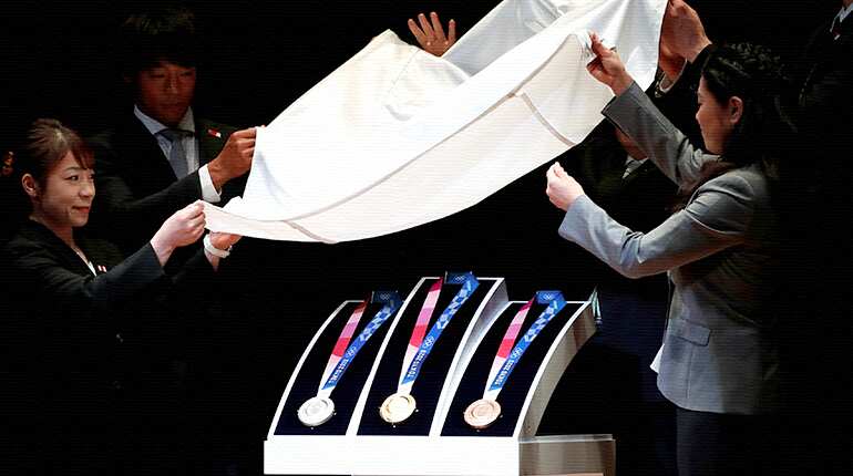 Tokyo 2020 medals unveiled