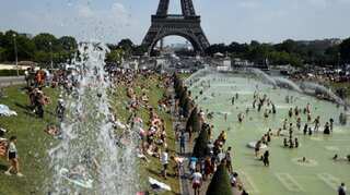 Paris records hottest temperature since records began