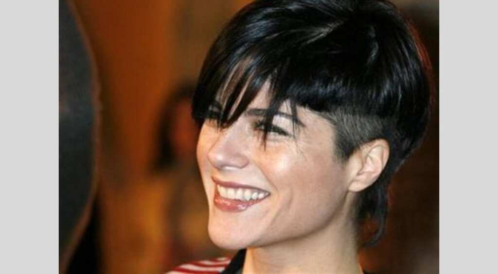 Selma Blair opens up about struggles with multiple sclerosis