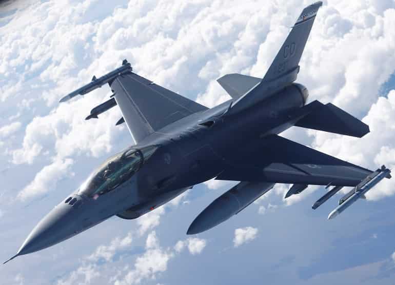 US approves sales to support Pakistan's F-16s, India's C-17s