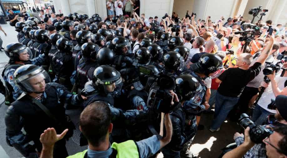 Russian police arrest 1,400 people in Moscow election protest Russian police arrest 1,400 people in Moscow election protest
