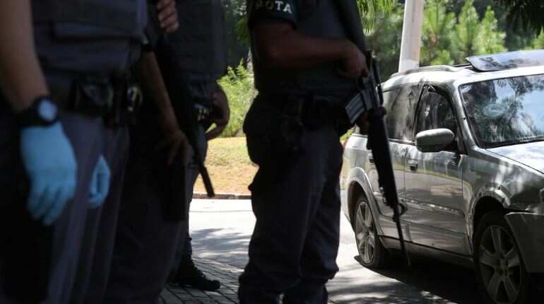 Riot at Altamira jail in Brazil leaves 52 dead, 16 decapitated
