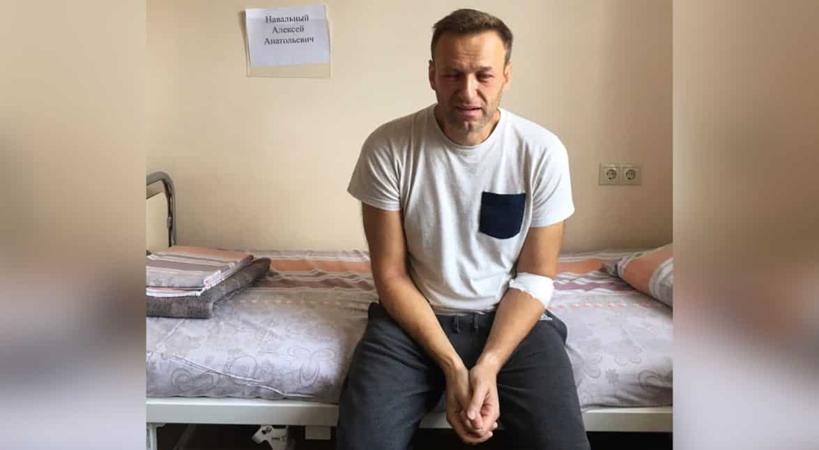 Putin's critic 'poisoned'