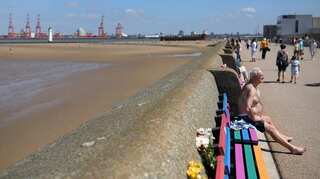 UK's 10 hottest years all occurred since 2002: Met Office
