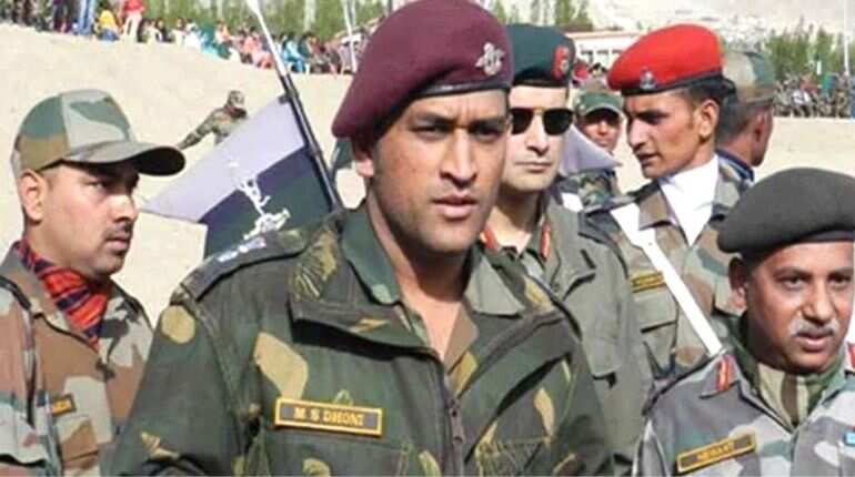 Dhoni's gloves under ICC scanner