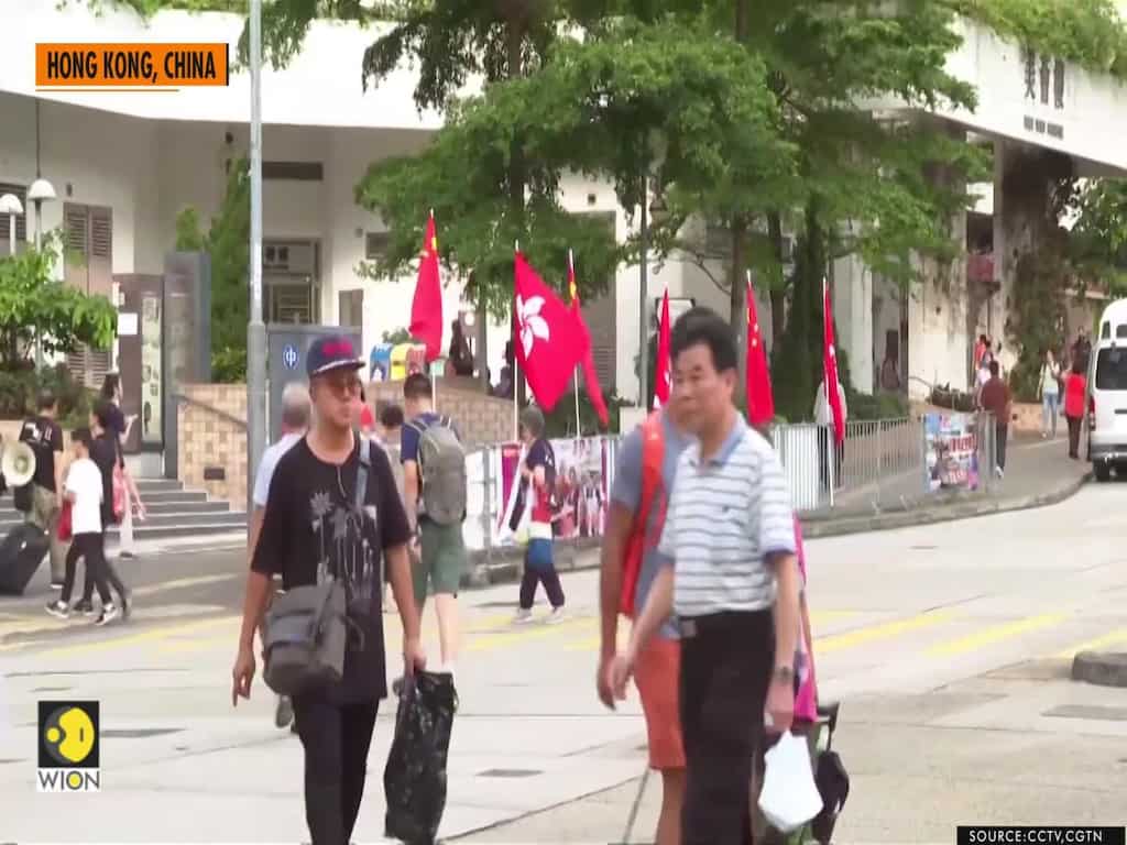 Hong Kong police show determination to curb violence