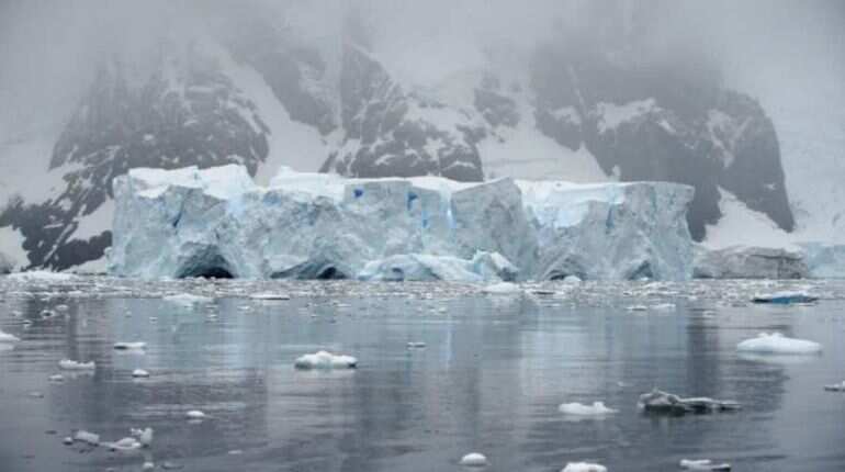 'Iceberg Corridor' sparks tourist boom on Canada's east coast
