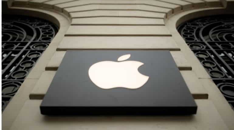Apple's data shows a deepening dependence on China as Trump's tariffs loom Apple's data shows a deepening dependence on China as Trump's tariffs loom