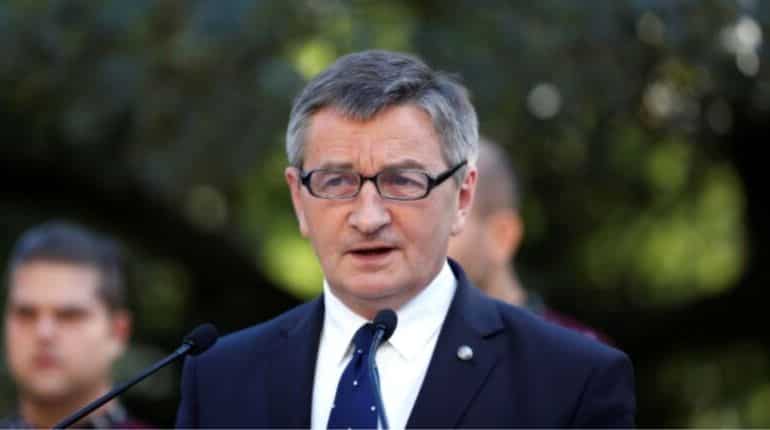 Poland's parliament speaker resigns amid private flights scandal Poland's parliament speaker resigns amid private flights scandal