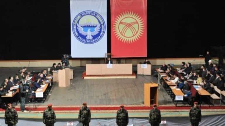 Kyrgyz court orders ex-president Almazbek Atambayev detained until August 26