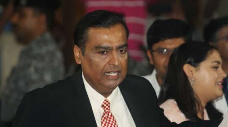 Reliance shares see biggest intraday rise in decade; rivals hit by disruption worries Reliance shares see biggest intraday rise in decade; rivals hit by disruption worries