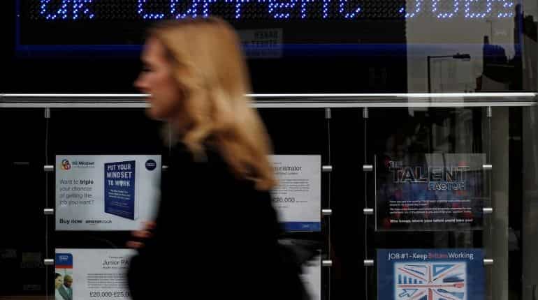UK jobs market shines, but clouds on the horizon UK jobs market shines, but clouds on the horizon