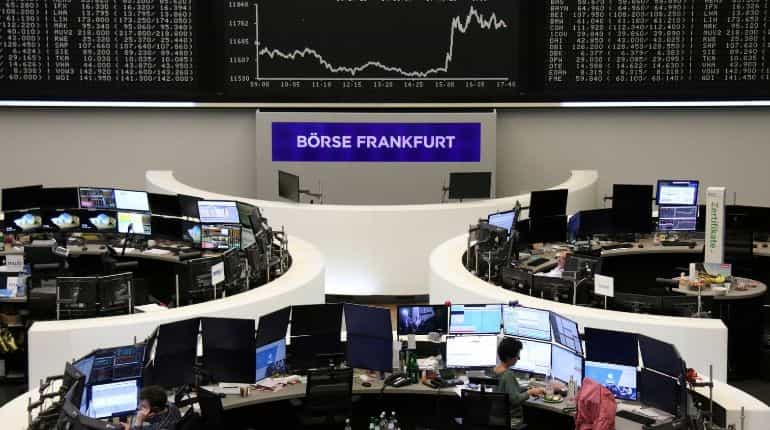 Stocks take fright as recession warnings grow