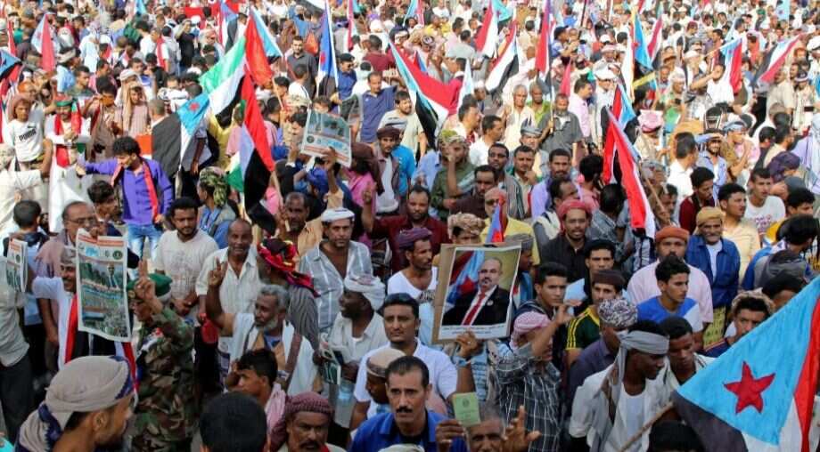 Thousands march in Yemen's Aden for independent south