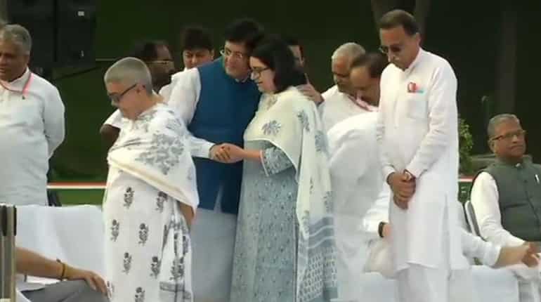 Leaders, family members pay tribute to Atal Bihari Vajpayee on first death anniversary