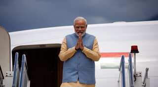 Vladivostok: PM Modi refuses sofa, opts for chair during photo session