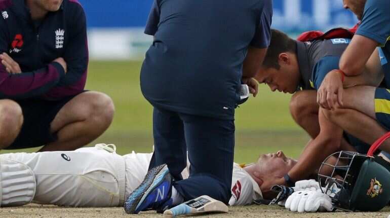 Ashes 2019: Australia's Steve Smith retires hurt after being hit by Jofra Archer bouncer