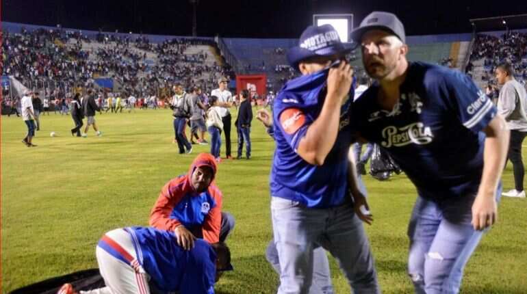 The old grudge between Honduras football fans sparks a riot that kills three The old grudge between Honduras football fans sparks a riot that kills three