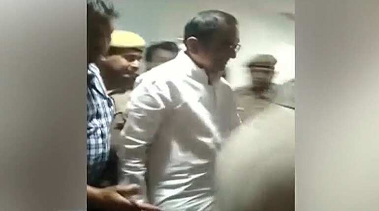 INX Media case: Supreme Court dismisses Chidambaram's plea against CBI arrest INX Media case: Supreme Court dismisses Chidambaram's plea against CBI arrest