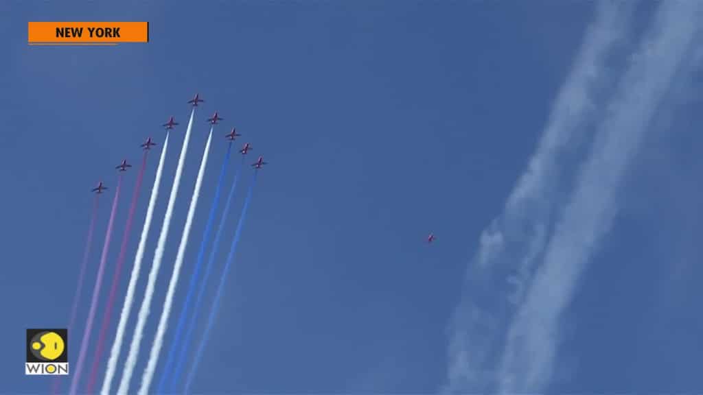 'People have a love affair with aviation' - UK and US military teams fly over the Hudson River