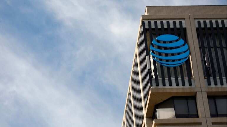FTC, AT&T settle 2014 lawsuit over data slowdowns: court