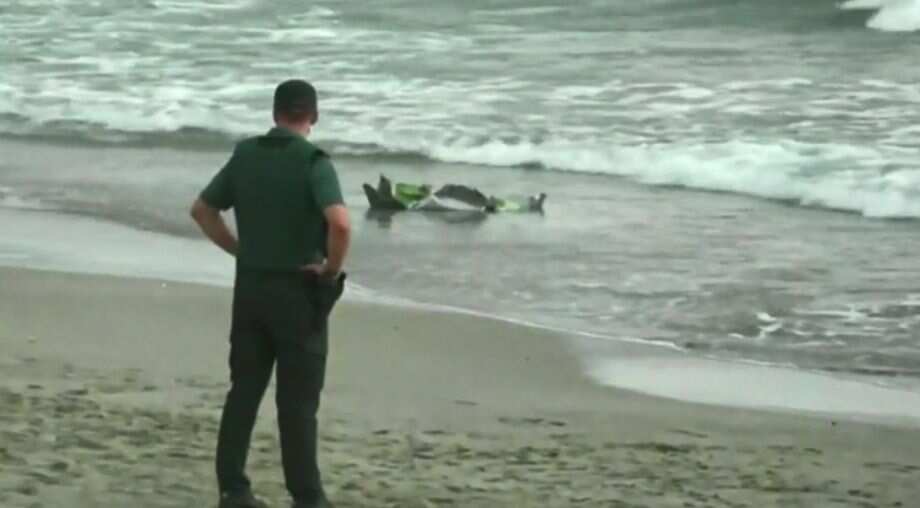Spanish military jet crashes into sea Spanish military jet crashes into sea