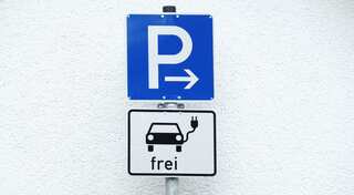 Plug-in hybrid electric cars found polluting much more than officially claimed