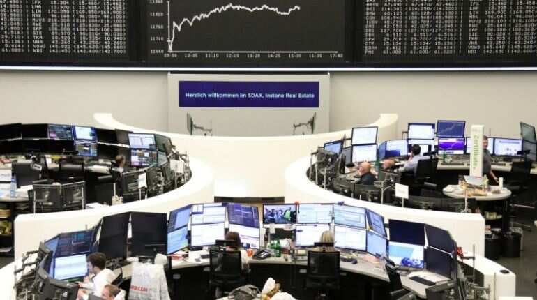 Global stocks scale one-week high on trade hopes, yuan softens