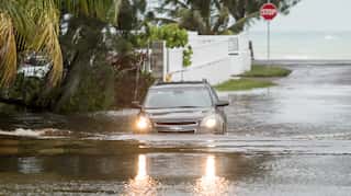 Hurricane Dorian pounds Bahamas, inches towards Florida coast