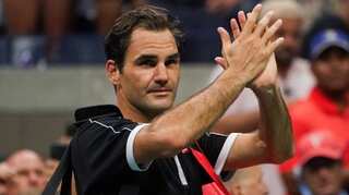 Grigor Dimitrov stuns Roger Federer to reach US Open semi-finals