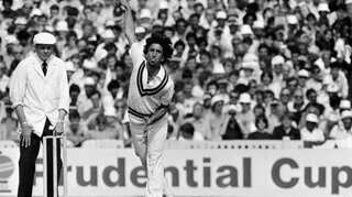 Abdul Qadir, former Pakistan leg-spinner, dies of cardiac arrest at 63