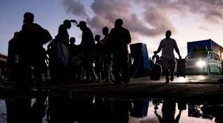 Thousands try to flee hurricane-devastated Bahamas islands