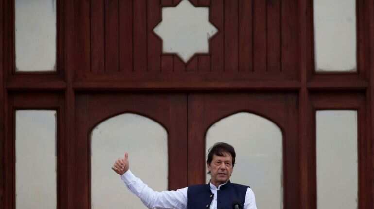 Pakistan vows 'fullest possible response' to India over Kashmir