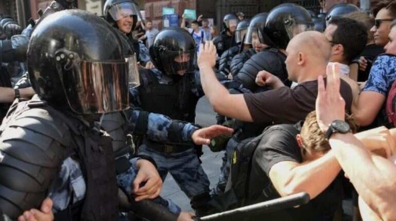 Russians go to polls after summer of protests