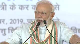 Prime Minister, Vice President greet country on Hindi Diwas