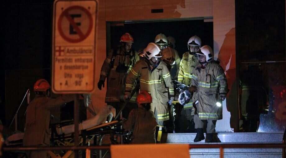 Brazil: At least 10 dead in Rio de Janeiro hospital blaze
