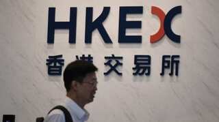 Asian shares dip as China virus spreads