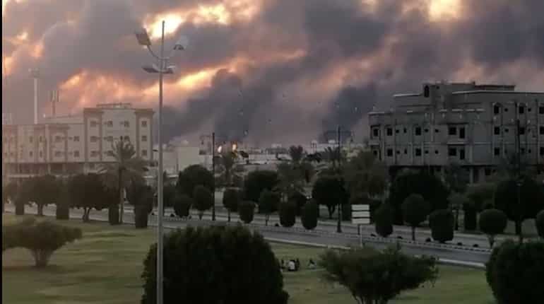 Iran dismisses US claim it was behind Saudi oil attacks, says ready for war