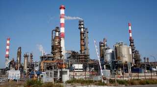 French workers vote to halt output at Lavera refinery over pension reform