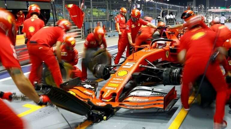 Sebastian Vettel leads Ferrari's Singapore charge but Mercedes on top Sebastian Vettel leads Ferrari's Singapore charge but Mercedes on top
