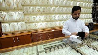 Gold hits more than one-week high on Gulf tensions