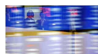 Global stocks inch up on trade hopes but growth fears temper gains