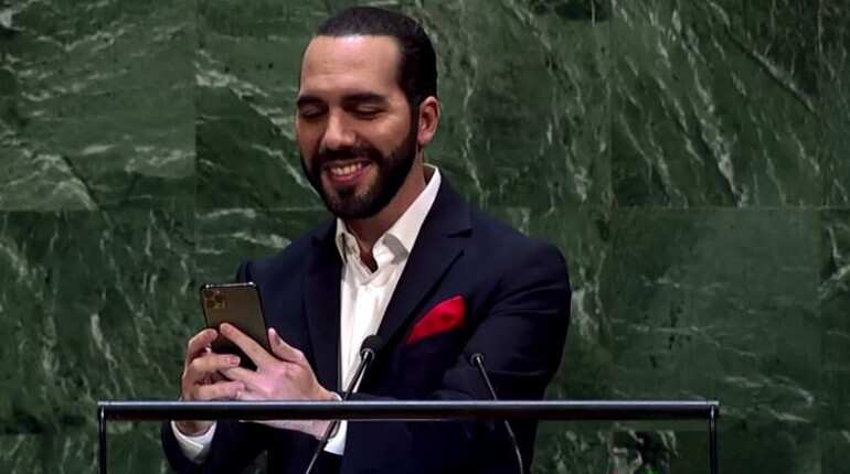 'Just bear with me', El Salvador President Nayib Bukele takes selfie before his first address at UNGA