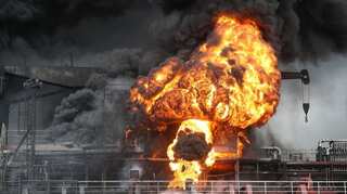 Fire on oil tankers at South Korean port injures eighteen