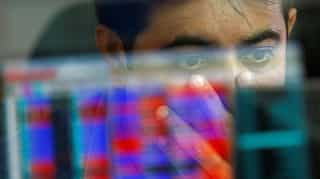 Nifty, Sensex fall as banks slide; Indiabulls down by 21%