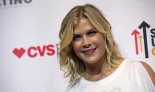 Alison Sweeney to star in Blake Shelton's next flick 'Time for You to Come Home for Christmas'