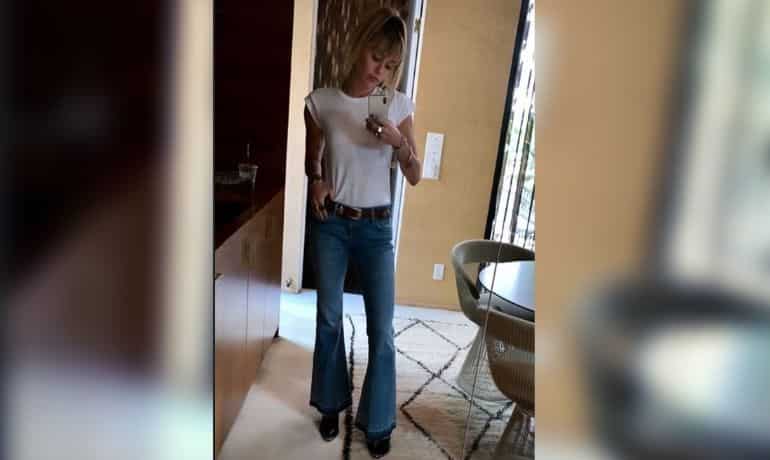 Miley Cyrus back in studio feeling 'inspired' after split from Kaitlyn Carter Miley Cyrus back in studio feeling 'inspired' after split from Kaitlyn Carter
