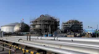 Saudi Arabia restores full oil output after attacks, focused on Aramco IPO