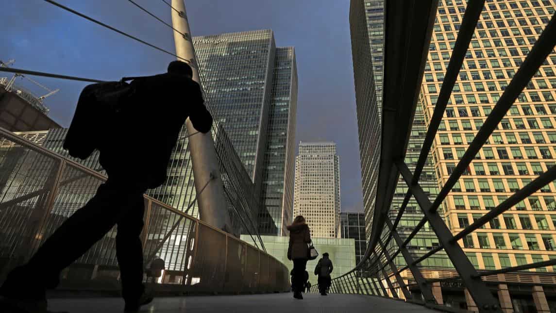 UK economy starts to shows cracks under Brexit and global strains UK economy starts to shows cracks under Brexit and global strains